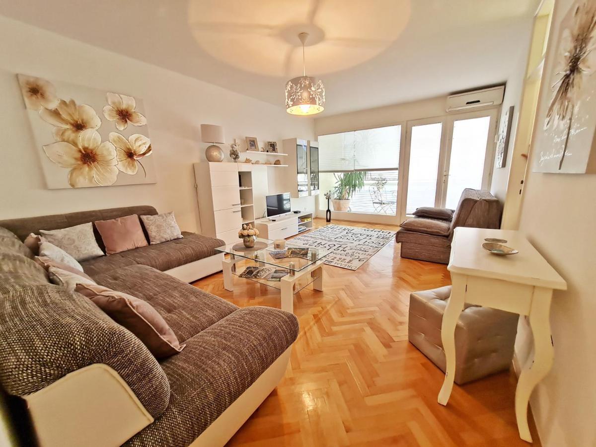 Beach Apartment Ivana Omiš Exterior foto